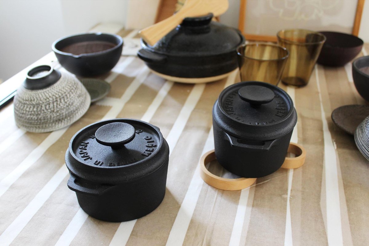画像2: 及源 南部鉄器のキャセロール (2)