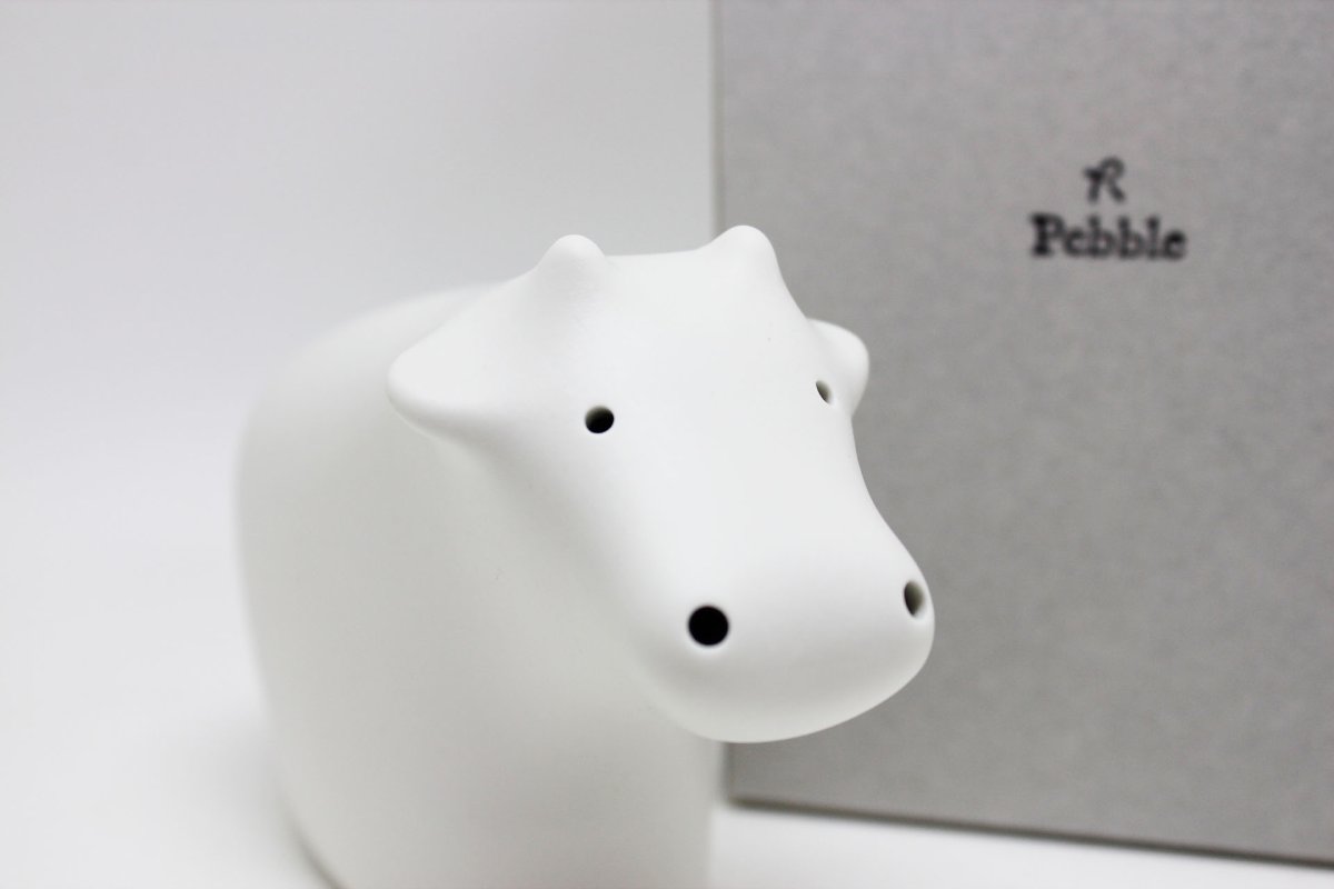 画像1: Pebble Ceramic Design Studio　 干支オーナメント　うし (1)