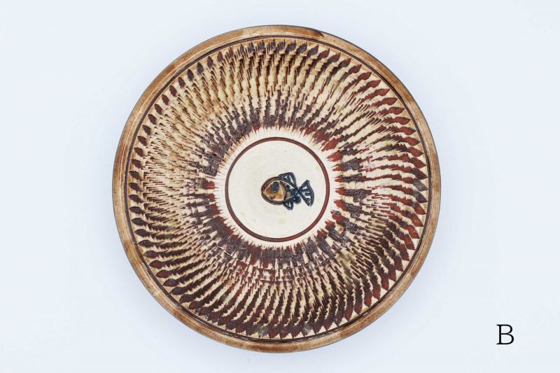 ノモ陶器製作所 飛鉋魚紋7寸皿 - mocamoca